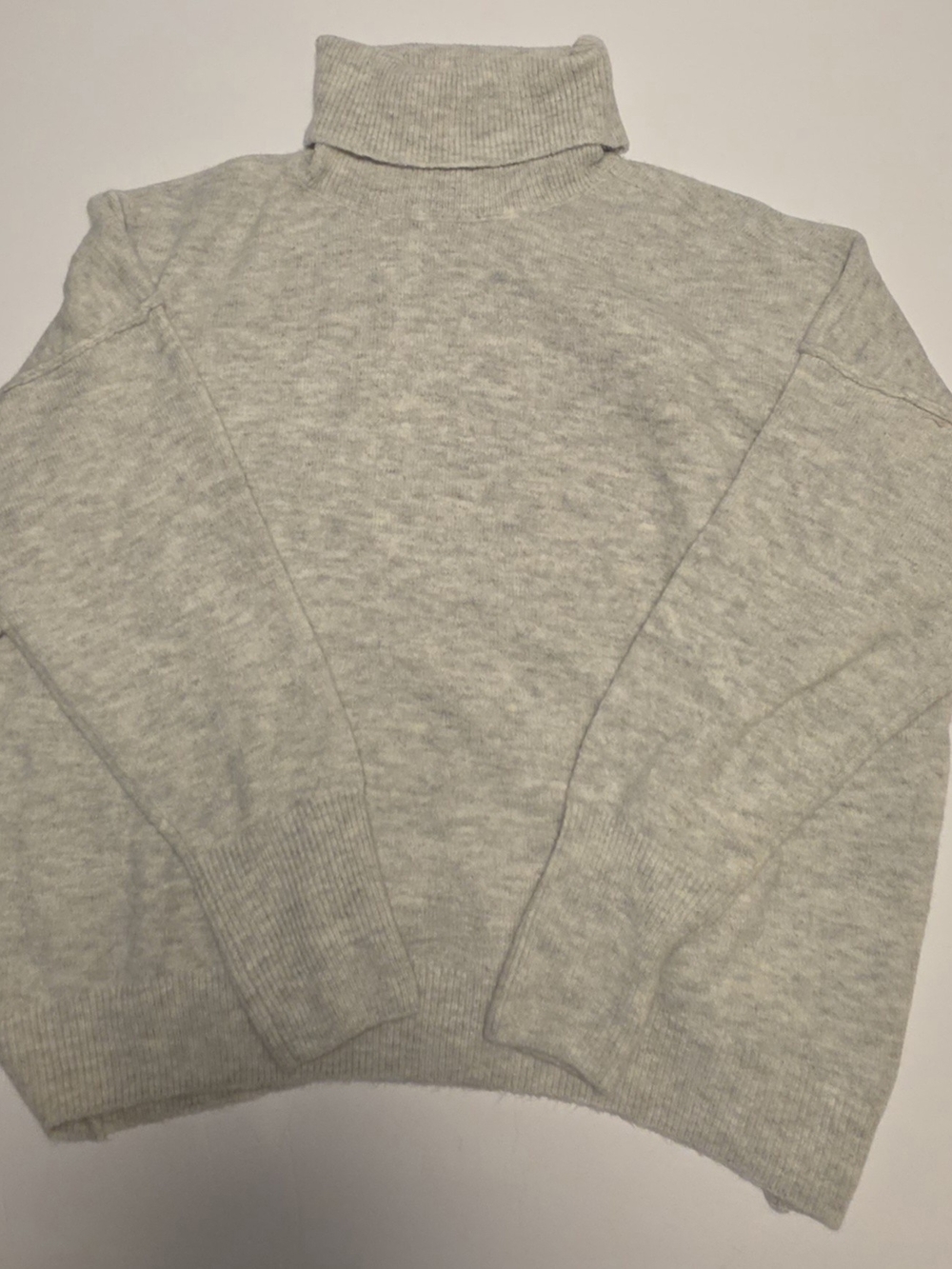 Vince Camuto Light Gray Women's Turtleneck Sweater